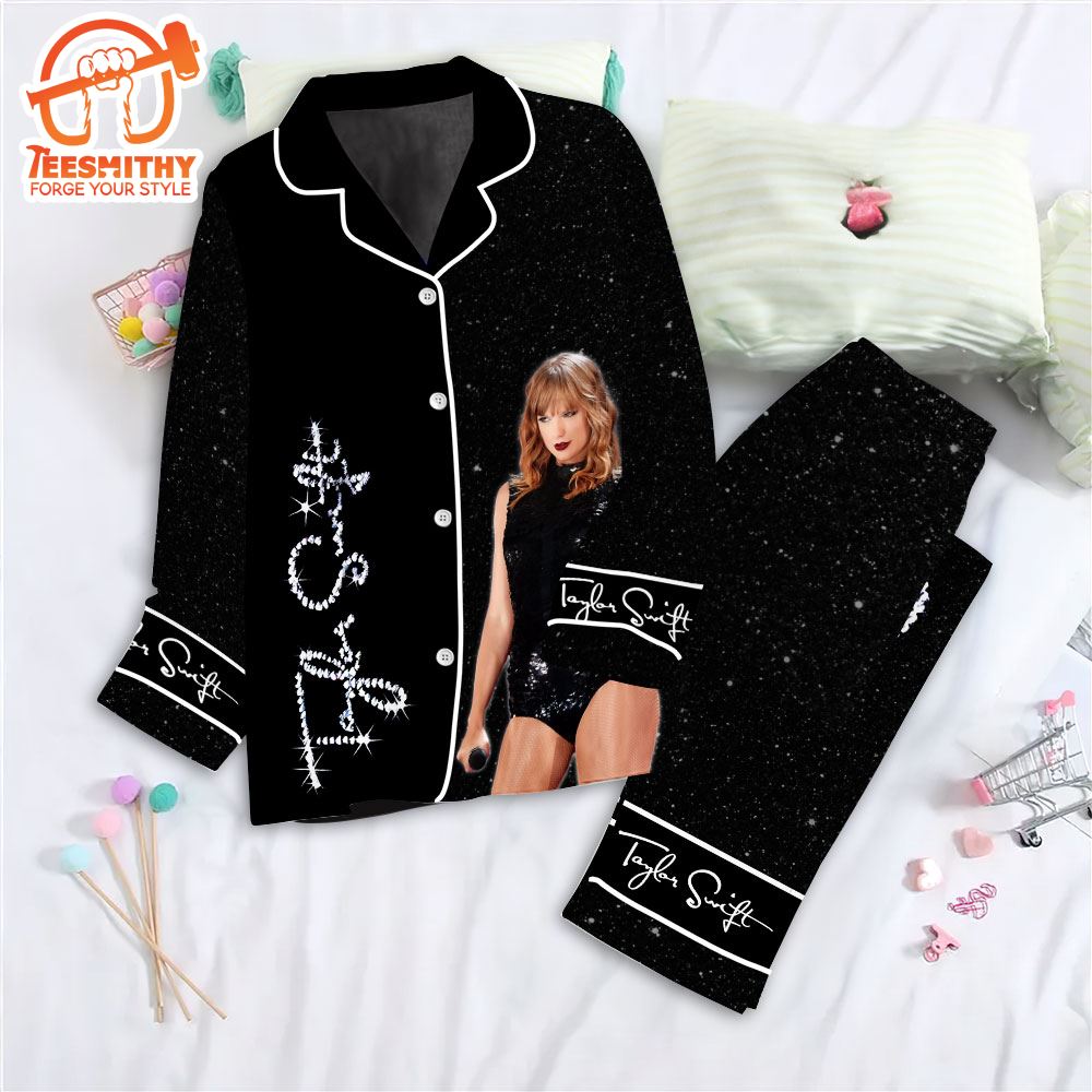 Taylor Swift Back In Back Button Down Pajamas Set