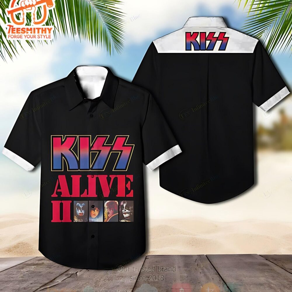 Kiss Alive II Album Men’s Short Sleeve Aloha Shirts